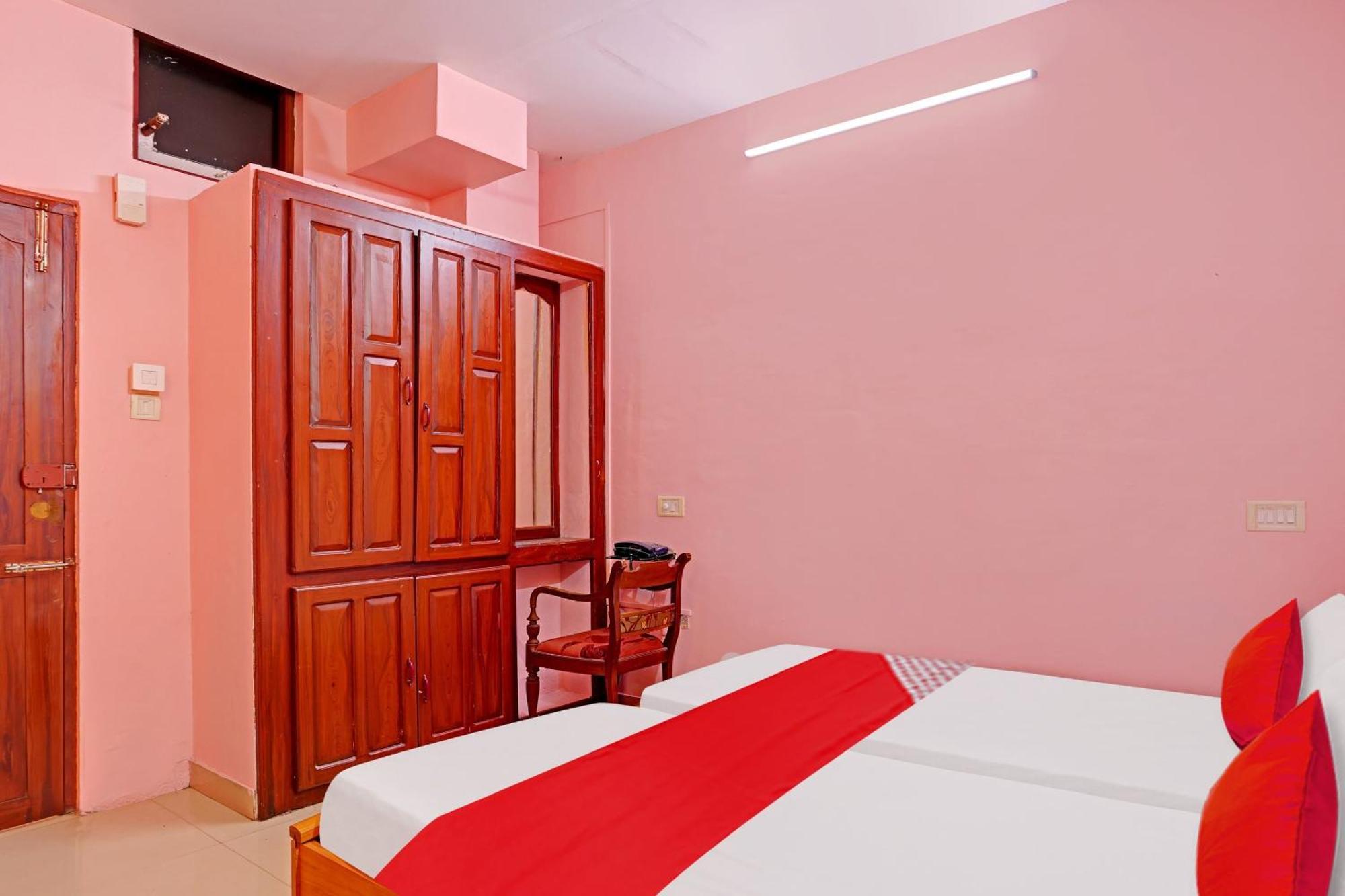 Hotel O Safa Inn Trippapur Exterior photo