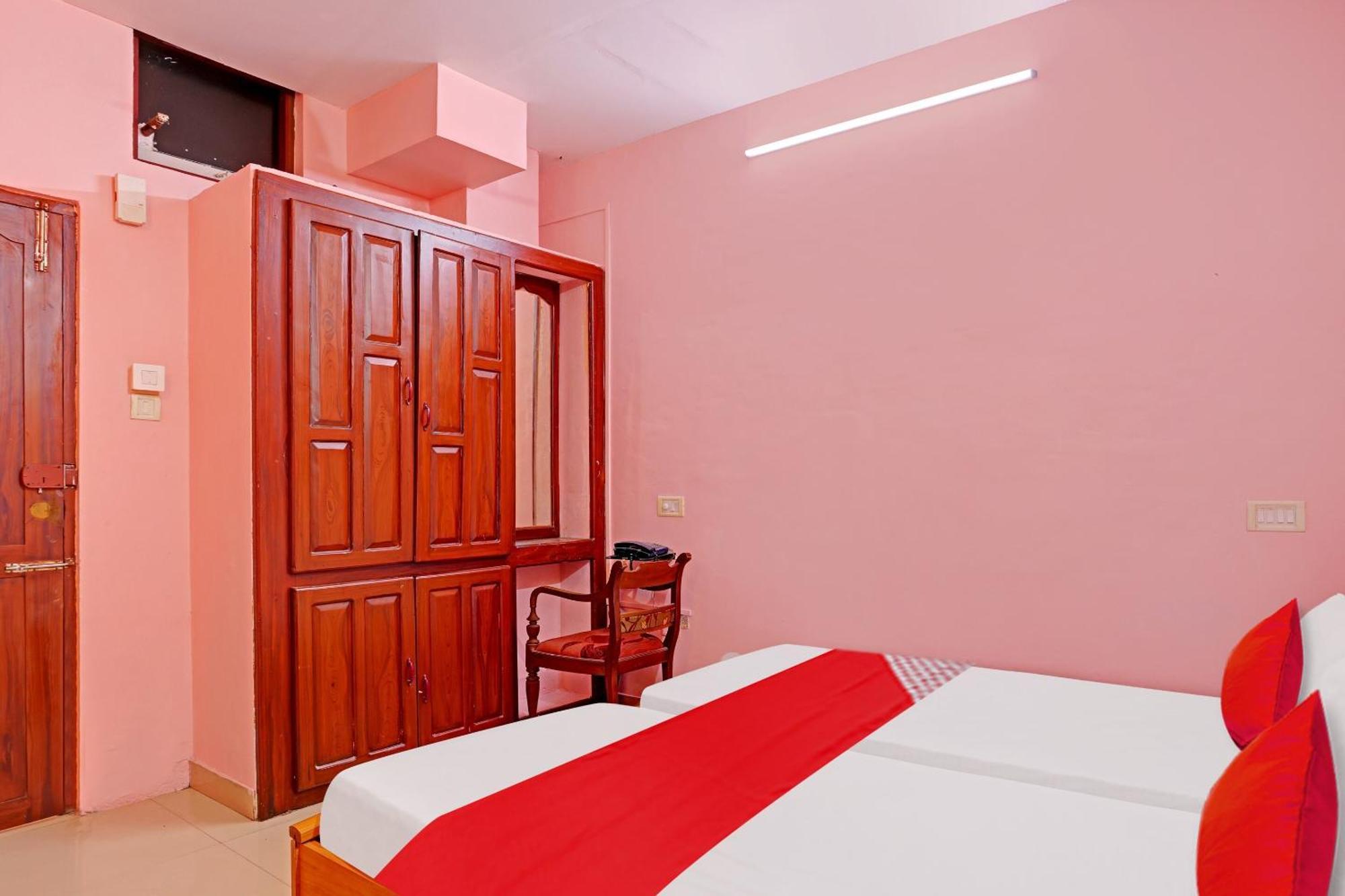Hotel O Safa Inn Trippapur Exterior photo